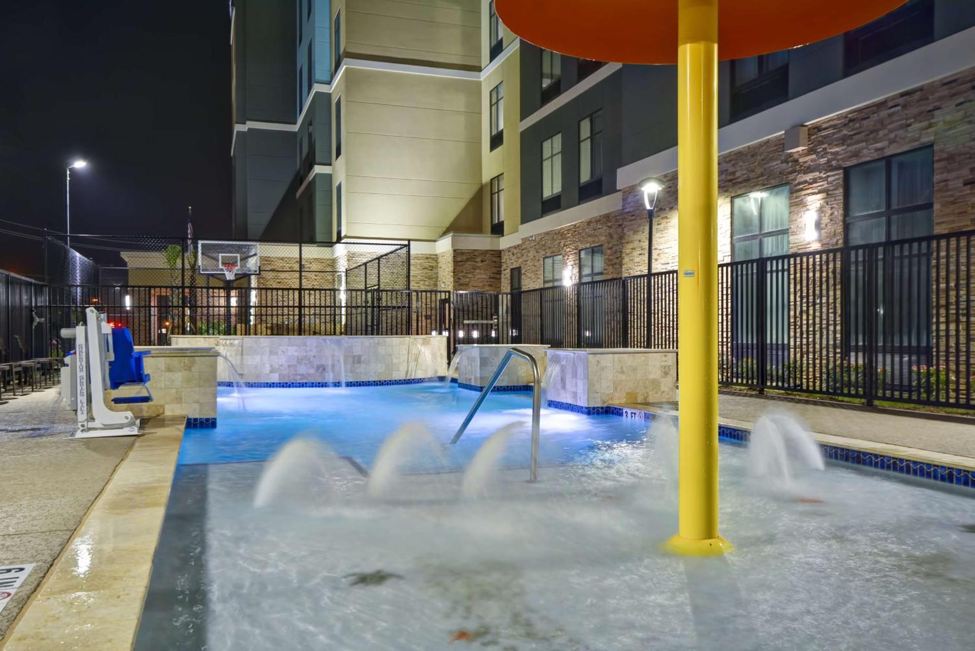 Homewood Suites By Hilton Galveston Exterior foto